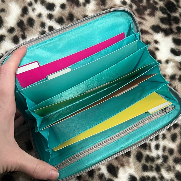 Thirty-one clutch zipper wristlet organizer wallet multicolor - Picture 6 of 10